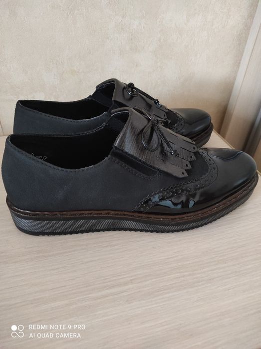 Rieker лаковані туфлі лофери броги НОВІ 40р (26см)