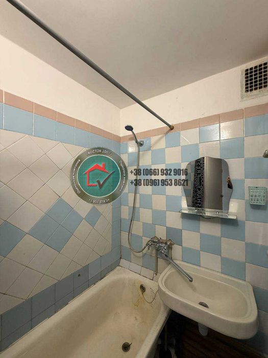 Продам однокімнатну квартиру Спортивна.Реальна! Співпрацюю!