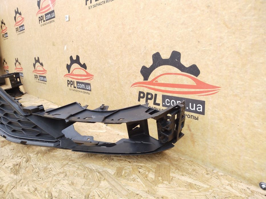 VW T-Roc 2017- Накладка решетка губа спойлер обвес переднего бампера