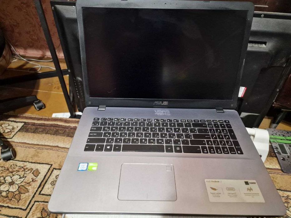Asus Vivobook 17 Intel I5, 16 Gb, 500 Gb SSd, 1 Tb Hdd, Geforce MX130