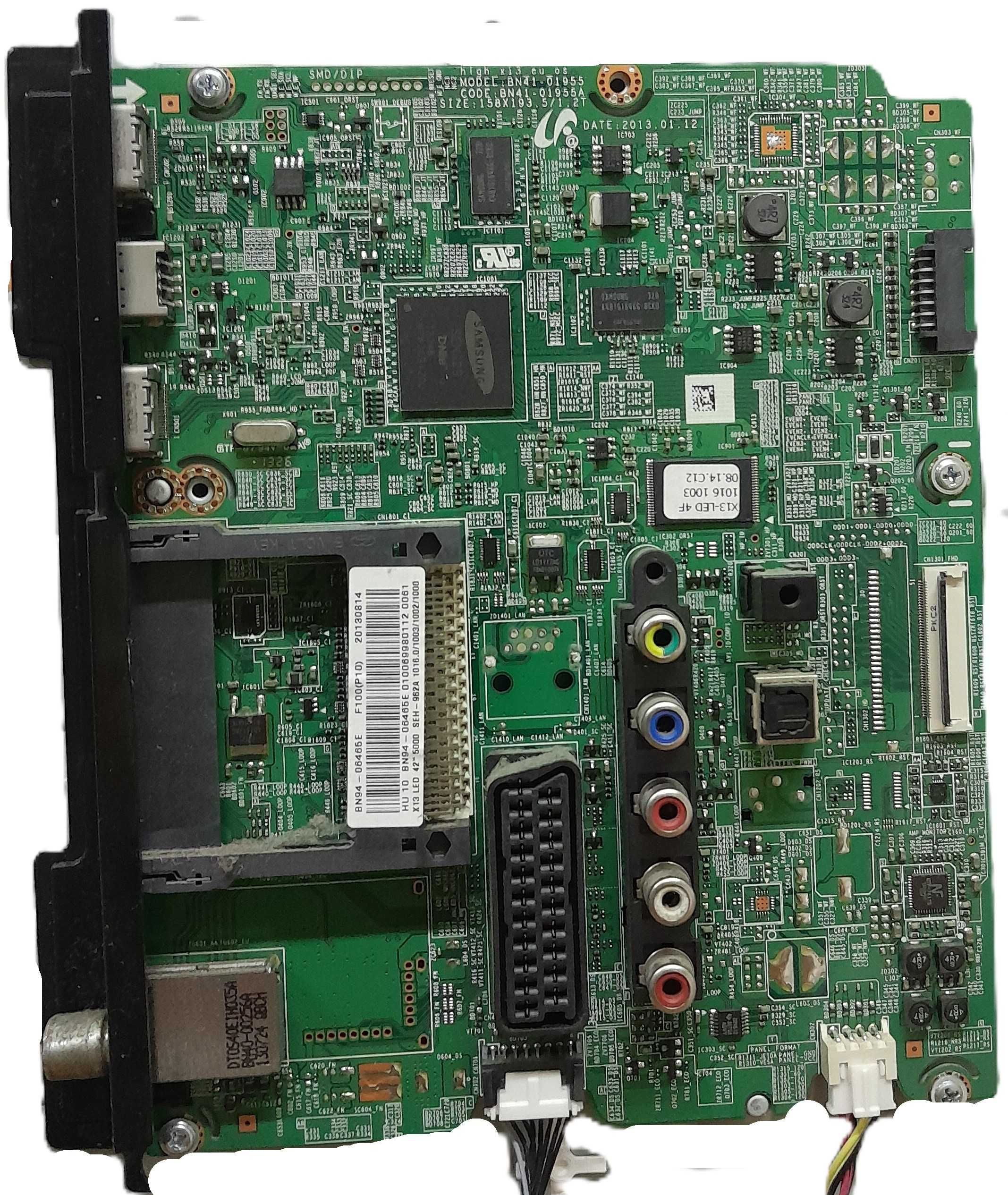 Televisão Samsung UE42F5000AW vendo as peças
