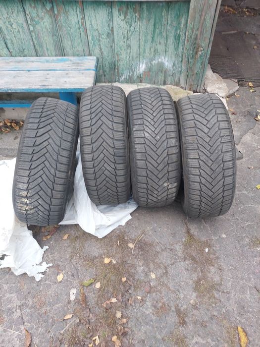 Продам резину Michelin Air 6 205 55 16 23 рік