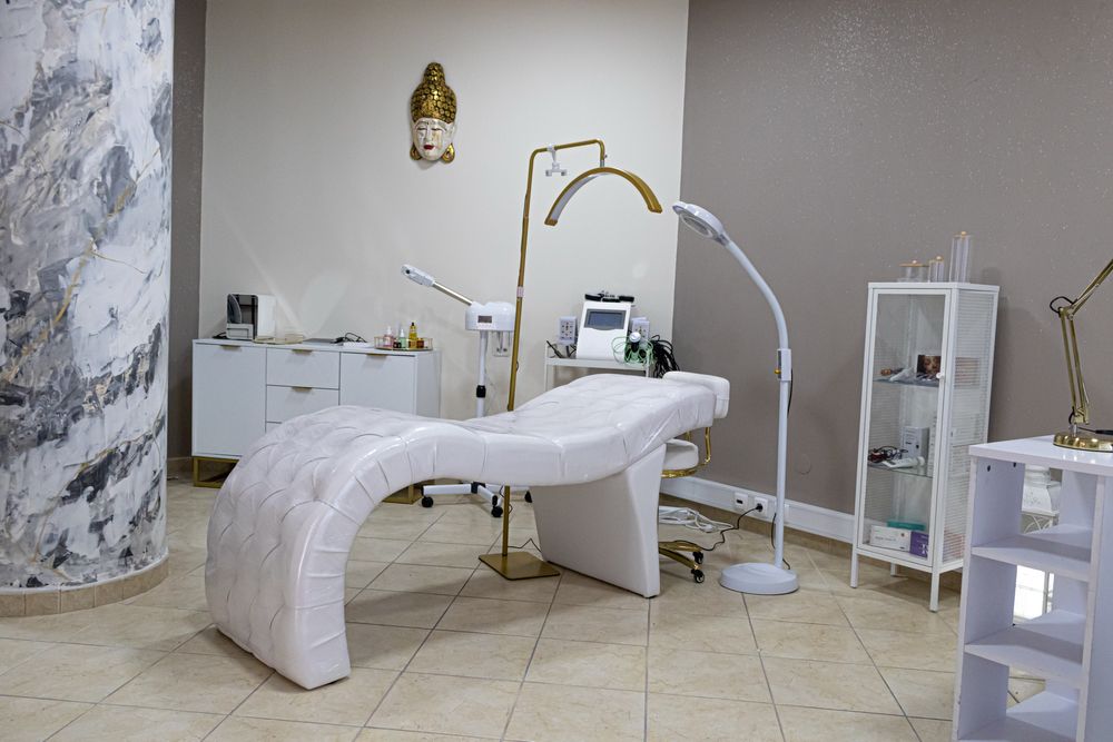 Alugo espaço  para estetica e manicure