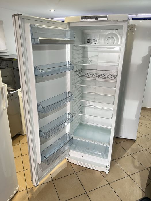 *Chłodziarka do gastronomii*Chłodziarka do domu*