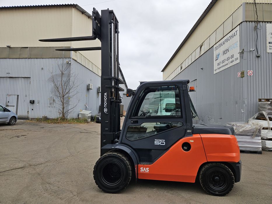 Навантажувач Toyota 5 тонн дизель. Вилочный погрузчик Тойота 5 тонн