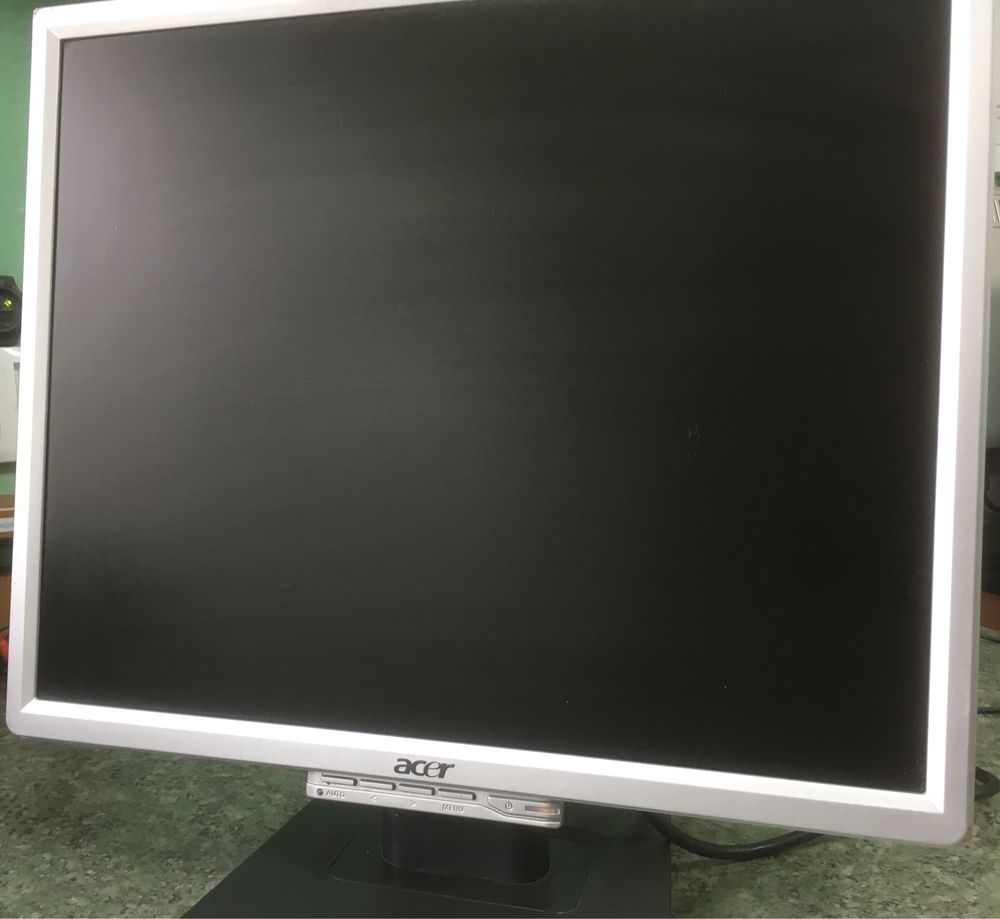 Продам монітор “Acer Al1916