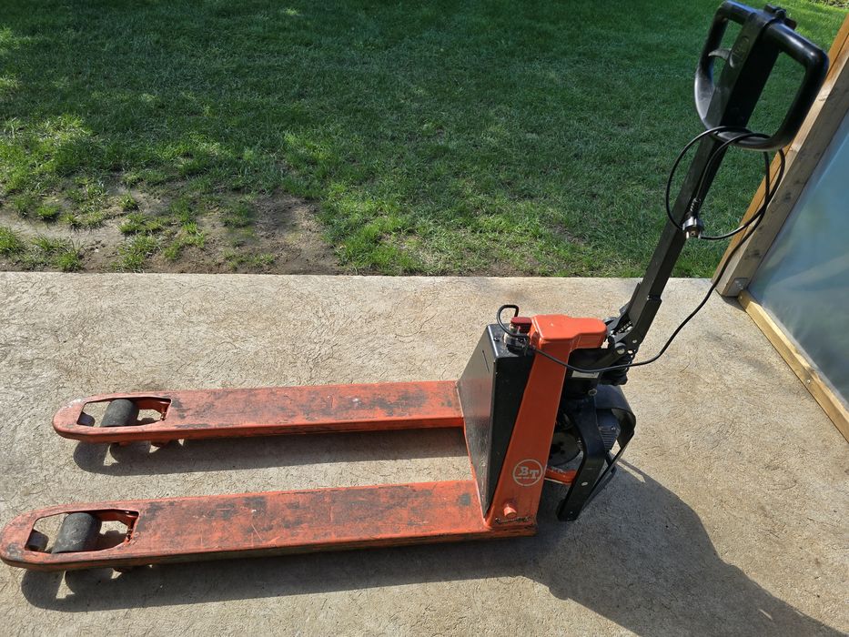 Paleciak akumulatorowy BT pro lifter