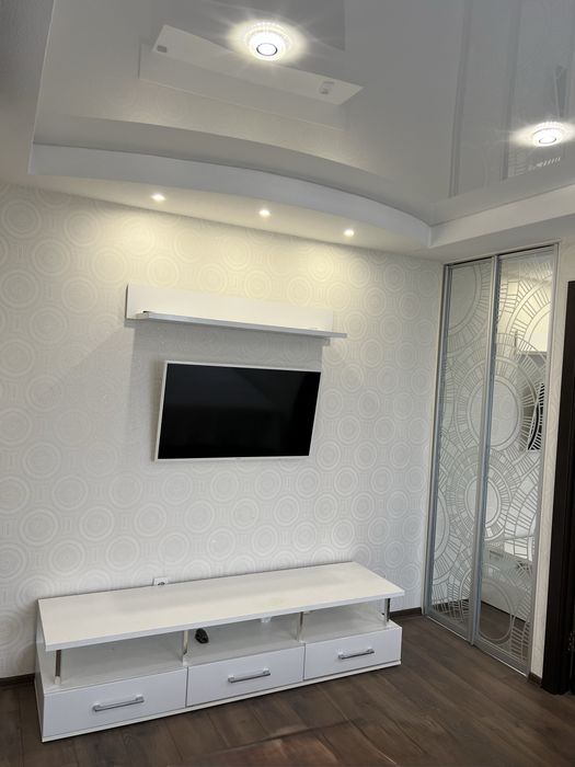 Продам 3к вул. Калинова 116 з меблями та технікою
