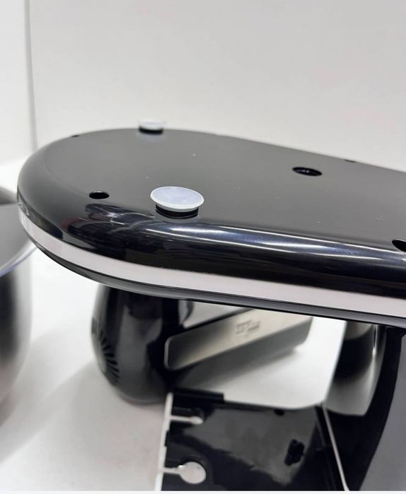 Миксер с металлической чашей на 4Л Zepline  1500WATT