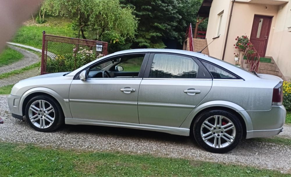 Opel Vectra C GTS 2.0 DTL