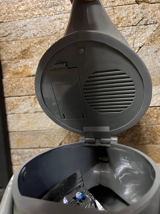 Продам говорящого дельфіна