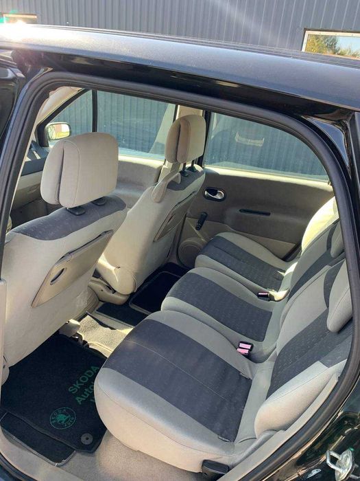 Renault Megane Scenic 2004