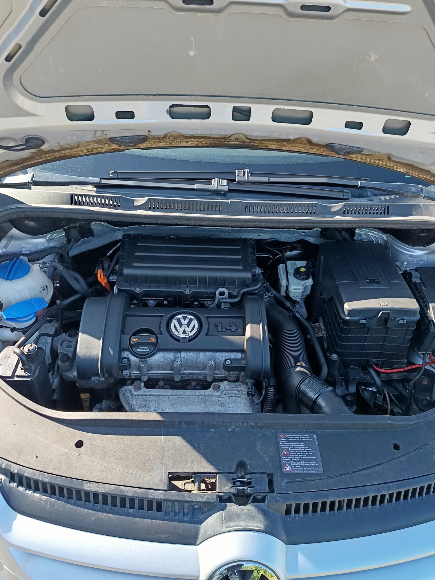 Продам GOLF PLUS 1.4MPI.