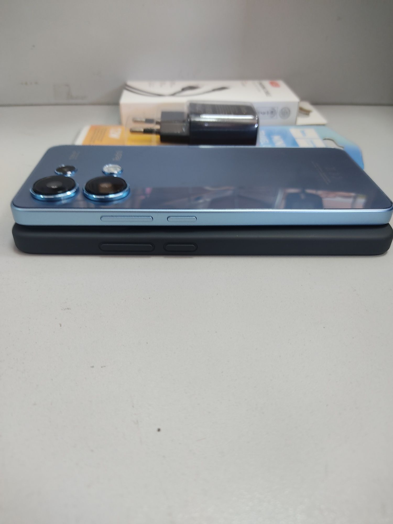 Redmi note 13 8+4/256gb NFC