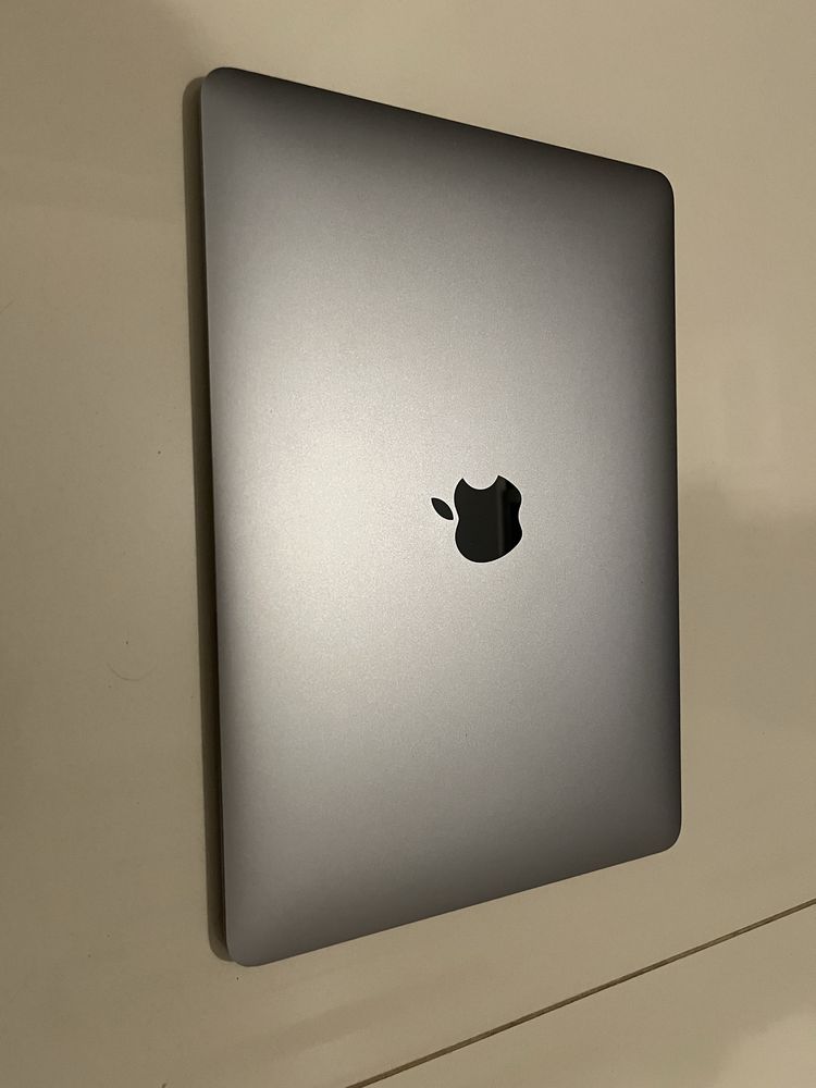 Apple MacBook Retina 12,0” 2017