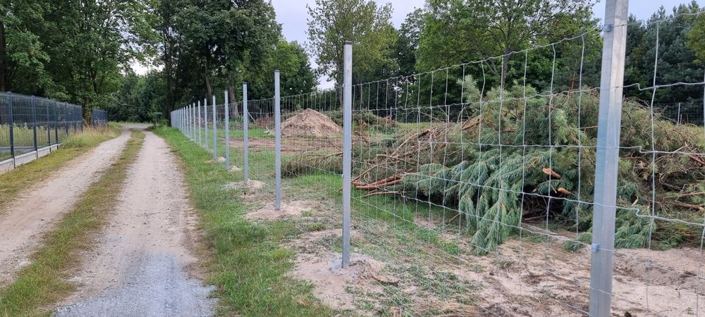 Ogrodzenie terenu inwestycyjnego, działki,  sadu