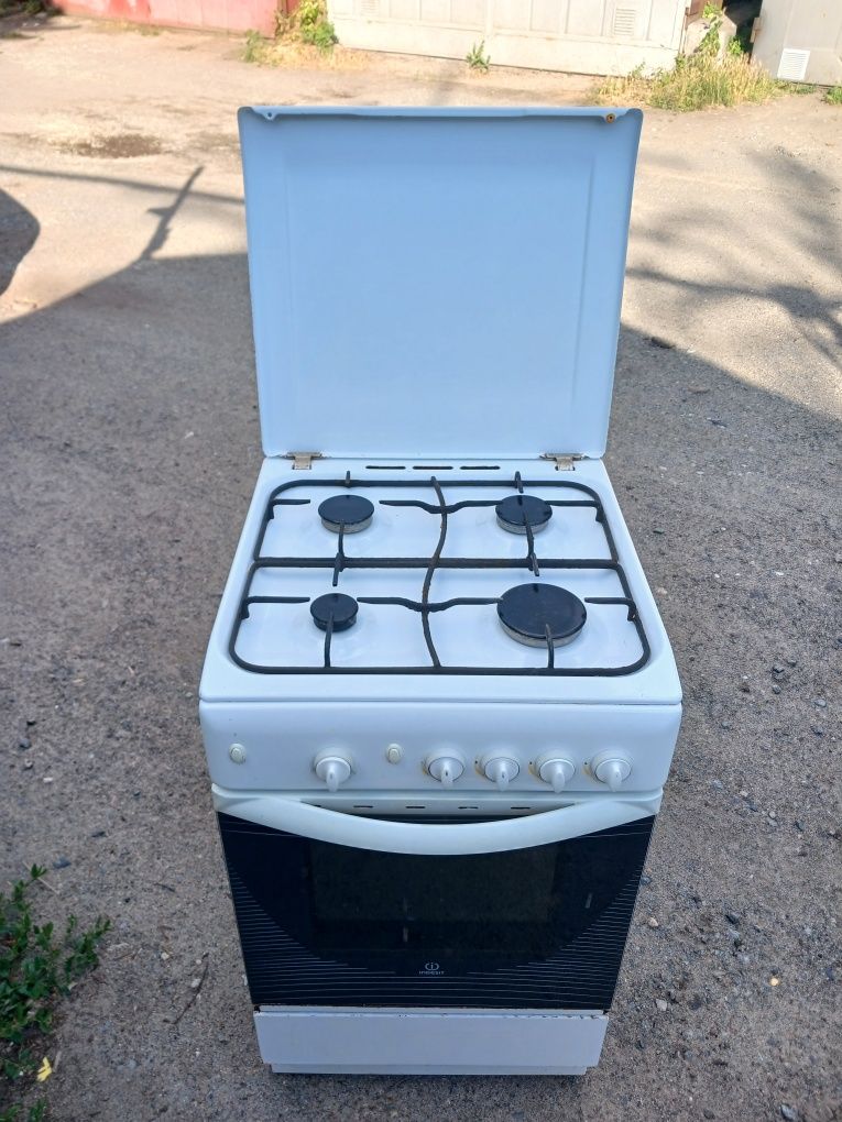 Газовая плита, пічь, печка, плитка, печь, пічка