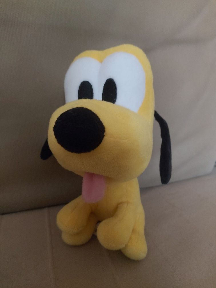 Pies Pluto 16 cm Disney