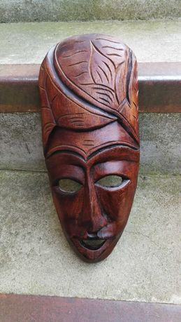 rzeźba w drewnie 4 maska w drewnie maska drewniana cena do NEG