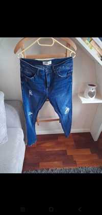 Jeansy. Spodnie jeansowe Pull&Bear Rozmiar 38