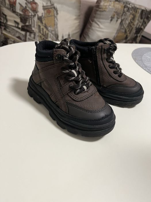 Продам чобітки ZARA , 23 розмір, осінь