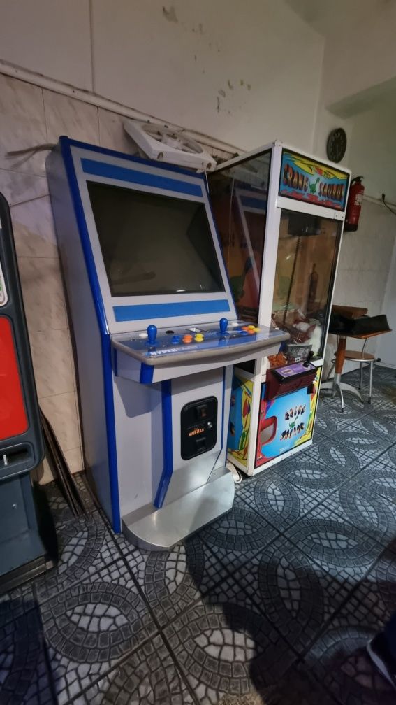 Máquina de jogos de Arcada (Street Fighter, Metal Slug, Tekken)