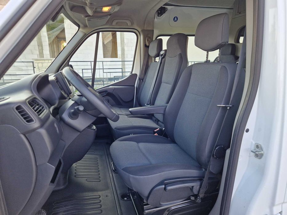 Renault Master Brygadówka 7Osób 150Km Holenderka Klima ducato F-Vat23%