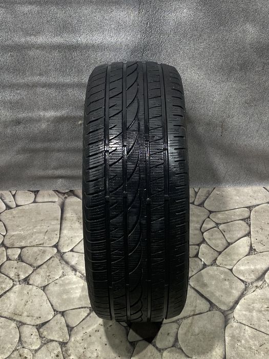 Зимова резина Lanvigator 215/55 R16