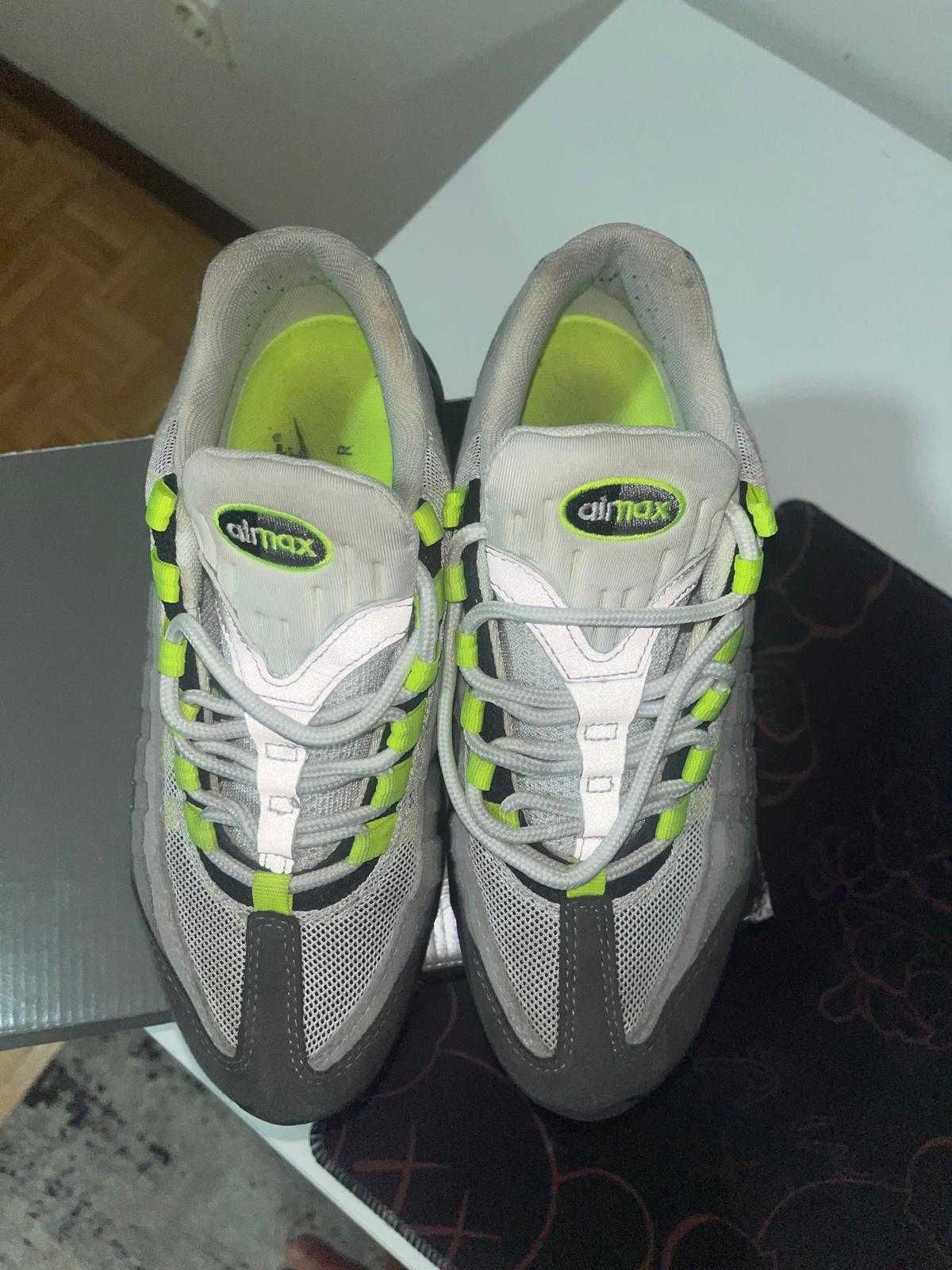 Nike Air Max 95 como Novas