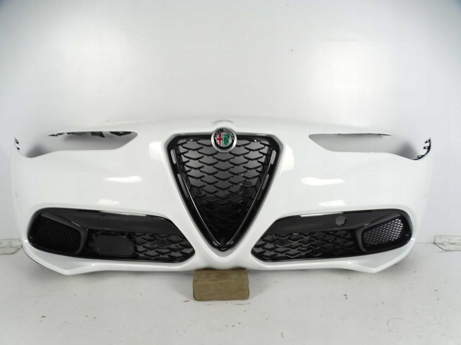 Alfa Romeo Stelvio 949 Бампер передний рестайлинг дорестайл разборка