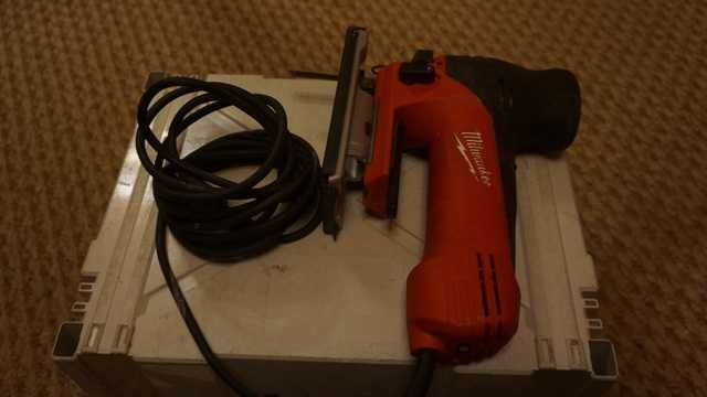 Milwaukee JS 120 X Wyrzynarka Sieciowa Regulacja Obrotów 710W