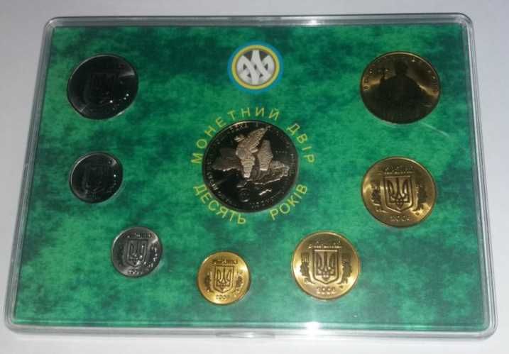 Годовой набор монет Украины  2008 \ Річний набір монет України 2008