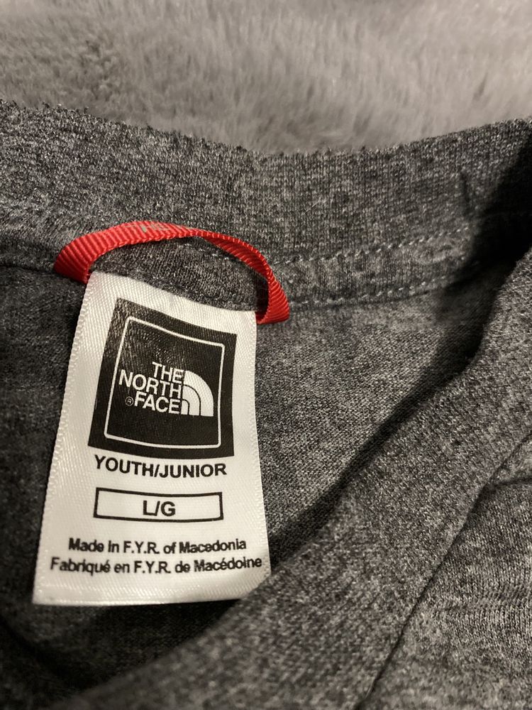 The North Face koszulka rozmiar 152