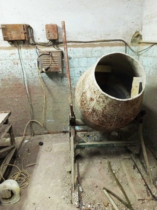 Продам бетономешалки и вибростолы