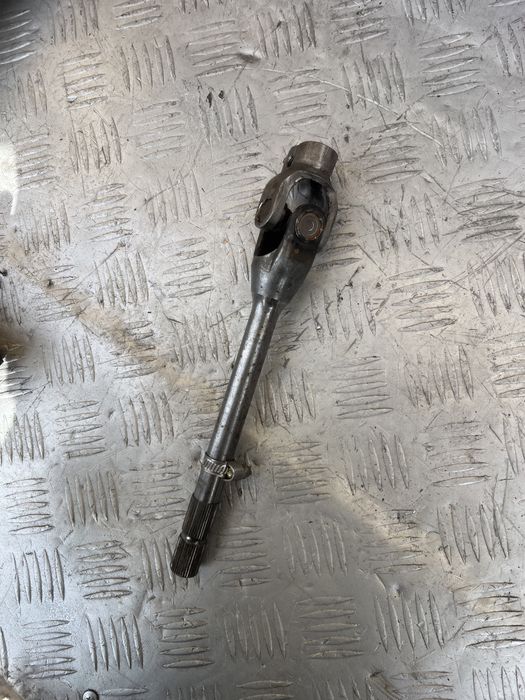 Рулевой карданчик Аутлендер 06 год mitsubishi outlander