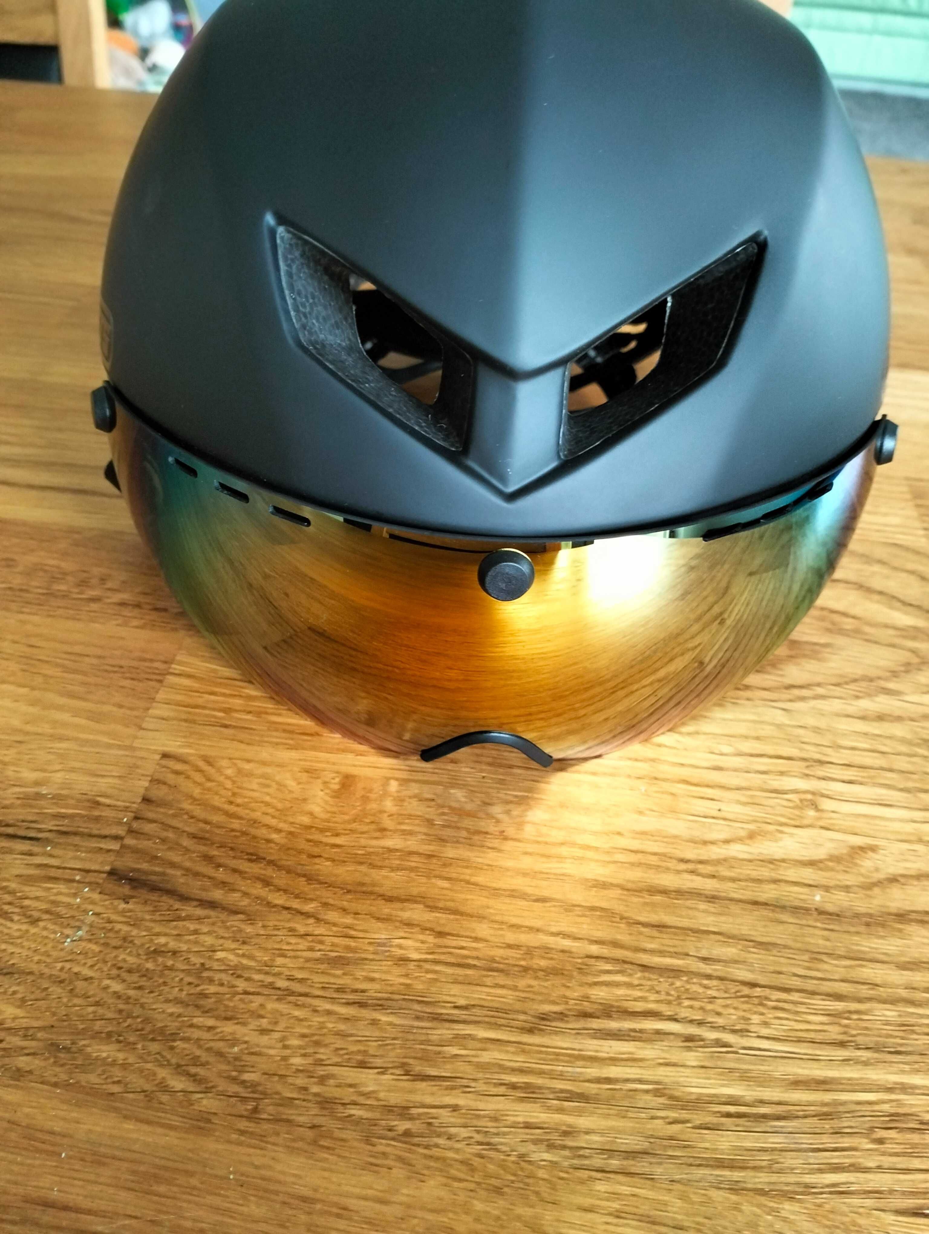 Kask szosowy aero nowy