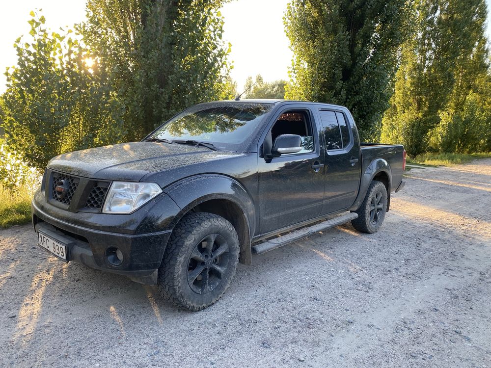 Navara 2009 год