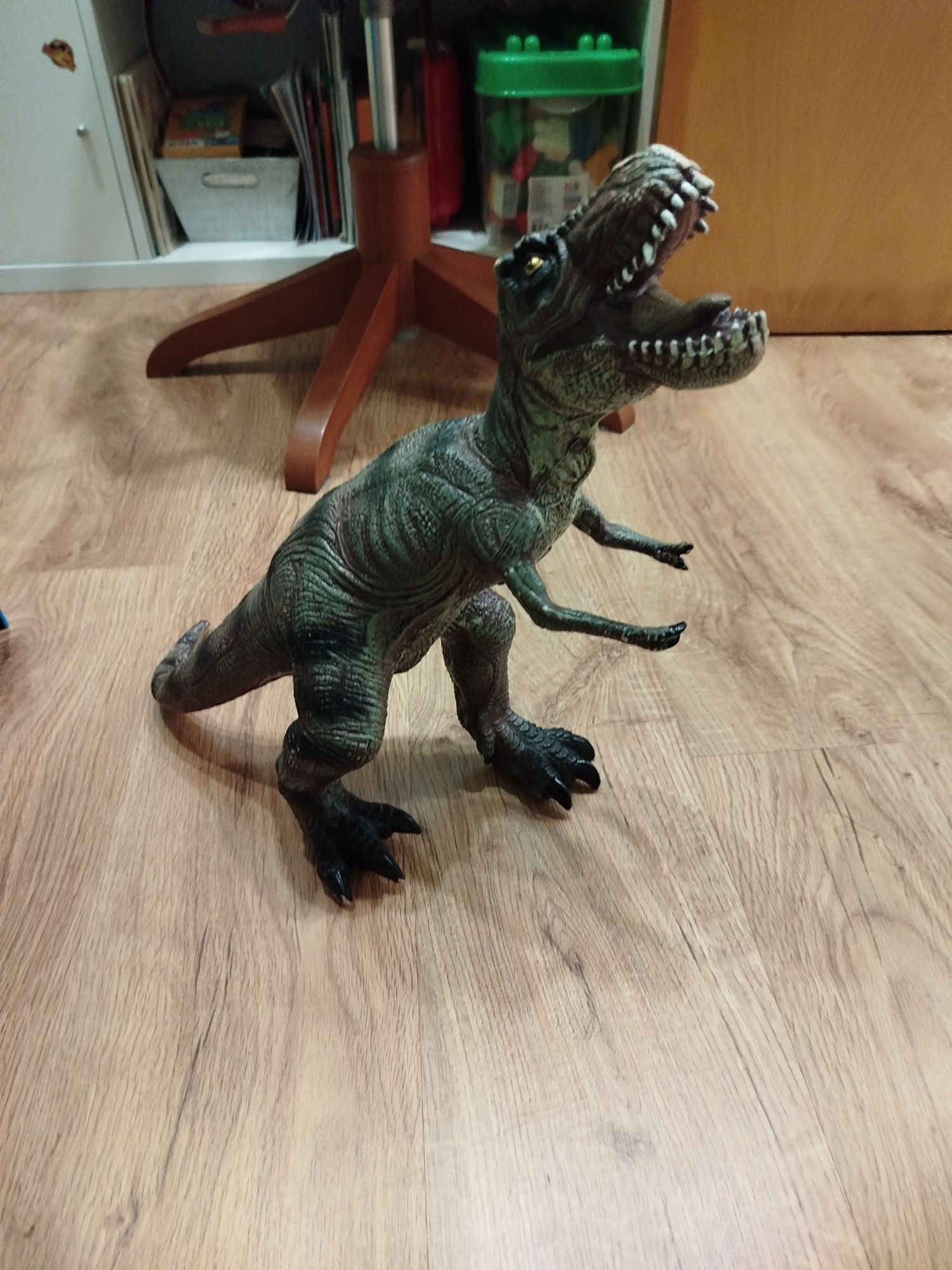 Dinossauro Grande + de 50 cm de altura