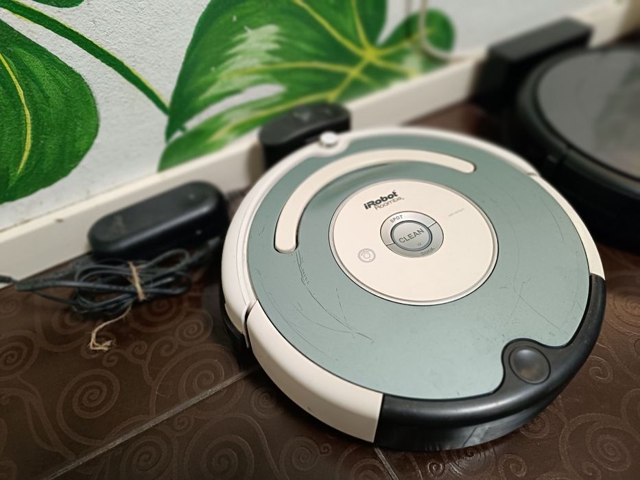 Робот пилосос irobot roomba