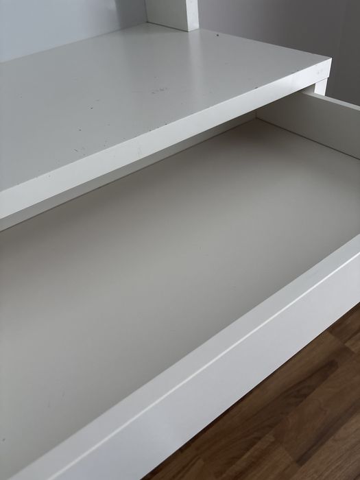 Biurko/toaletka białe ikea