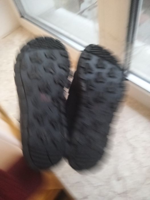 Ботинки для девочки Quechua 31 еврозима