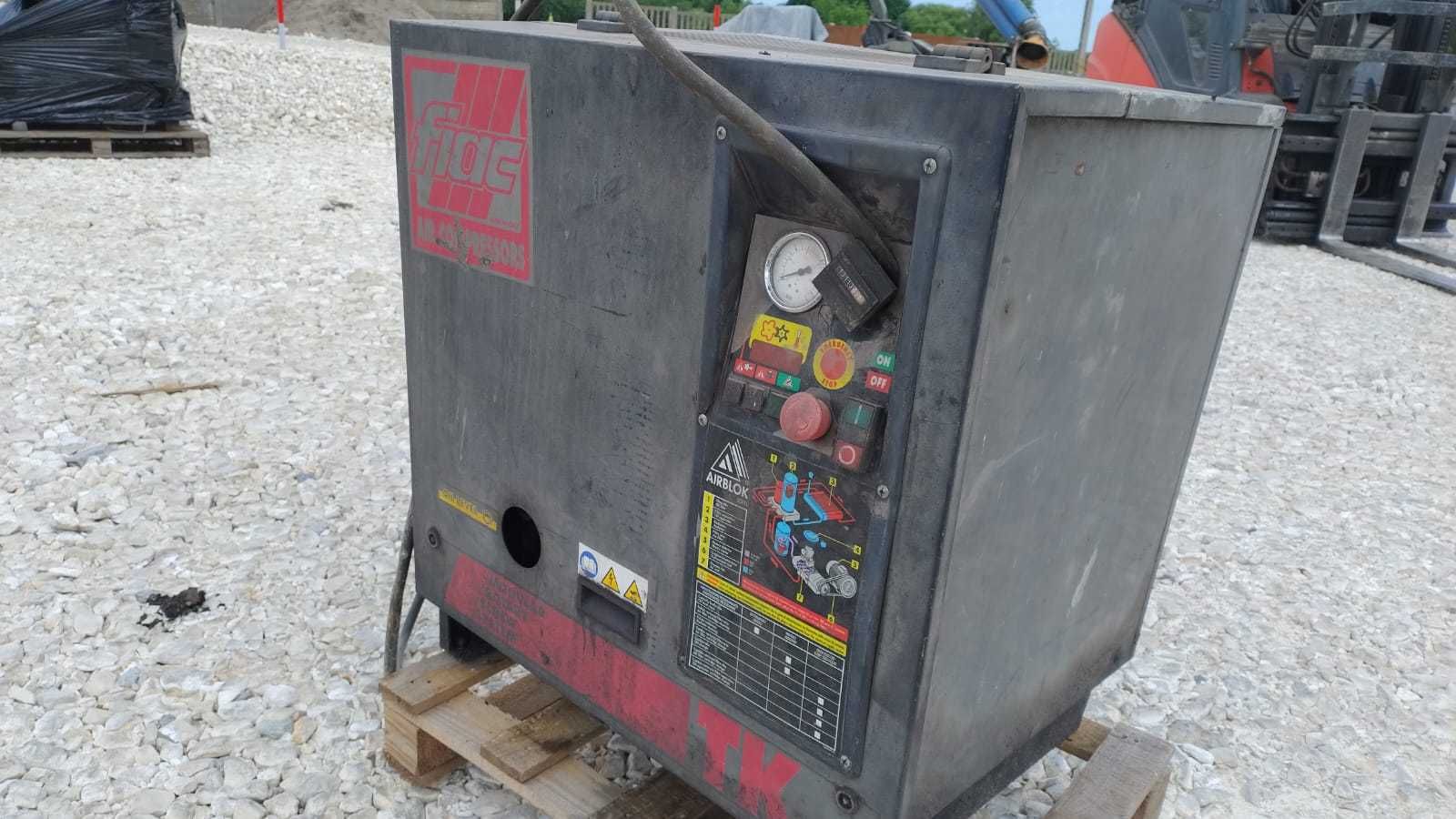 Sprężarka śrubowa FIAC TK15 na częći