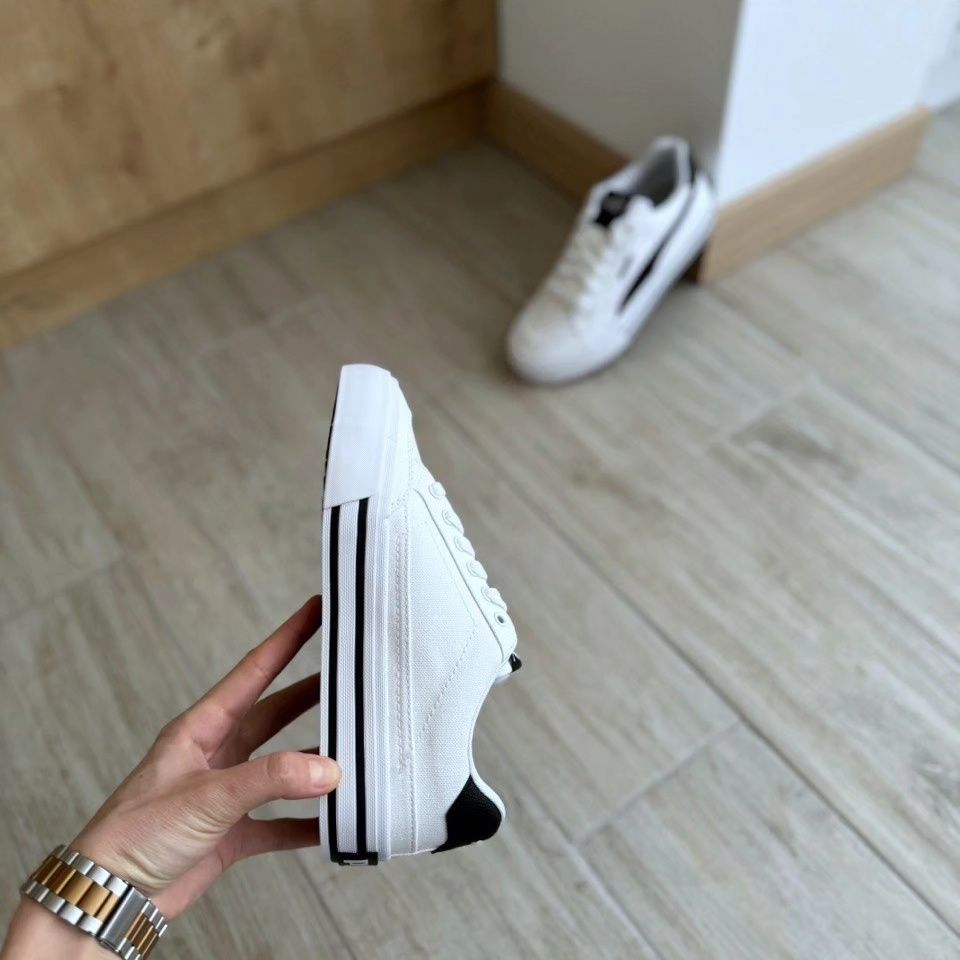 США Жіночі кросівки Puma Court Classic FS 396558-02 Оригінал 37.5