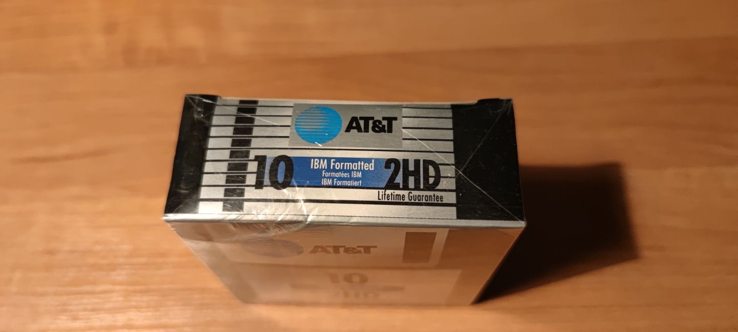 Dyskietki 3,5 AT&T 10szt. IBM formatted 2HD Nowe