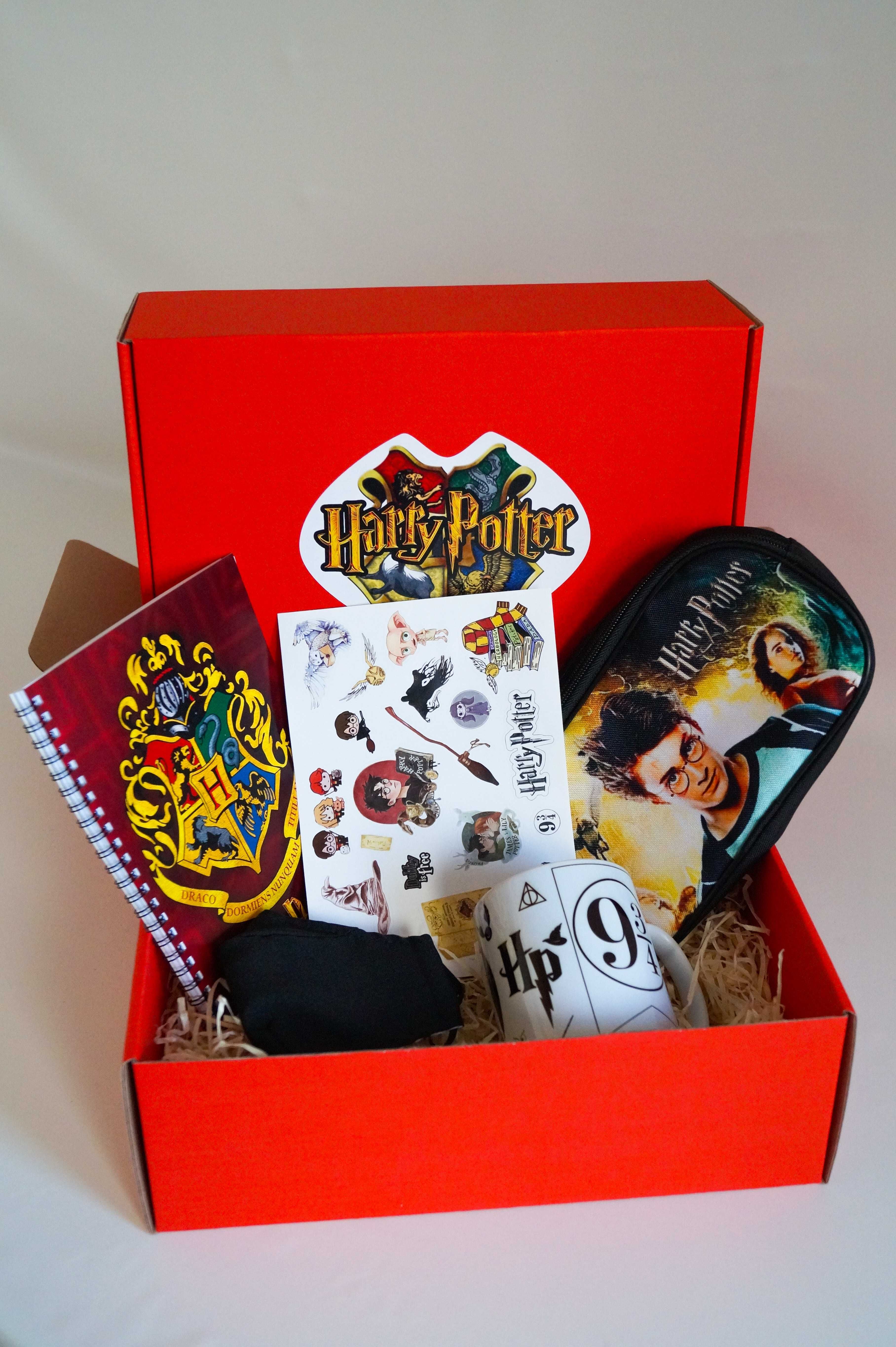 Набір Гаррі Поттер Подарунковий бокс Harry Potter  на подарунок
