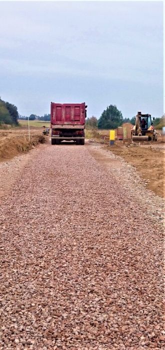 Utwardzenie podwórka drugi dojazdowe droga z frezu j