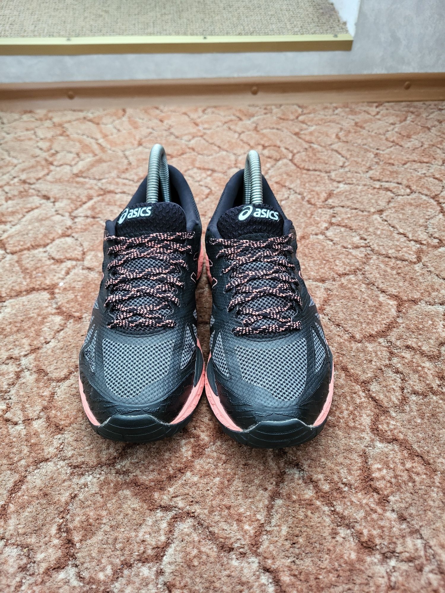 Оригинальные женские кроссовки Asics Gel-Fujitrabuco 6 Gore-tex