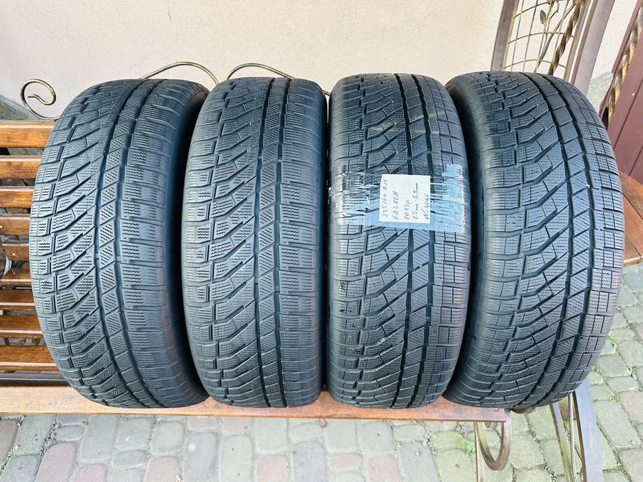 Шини зимові 235/60 R17 (106V) Falken Eurowinter HS02 Pro