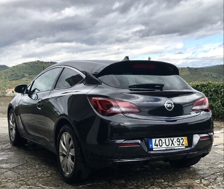 Astra J GTC 1.7 130cv
