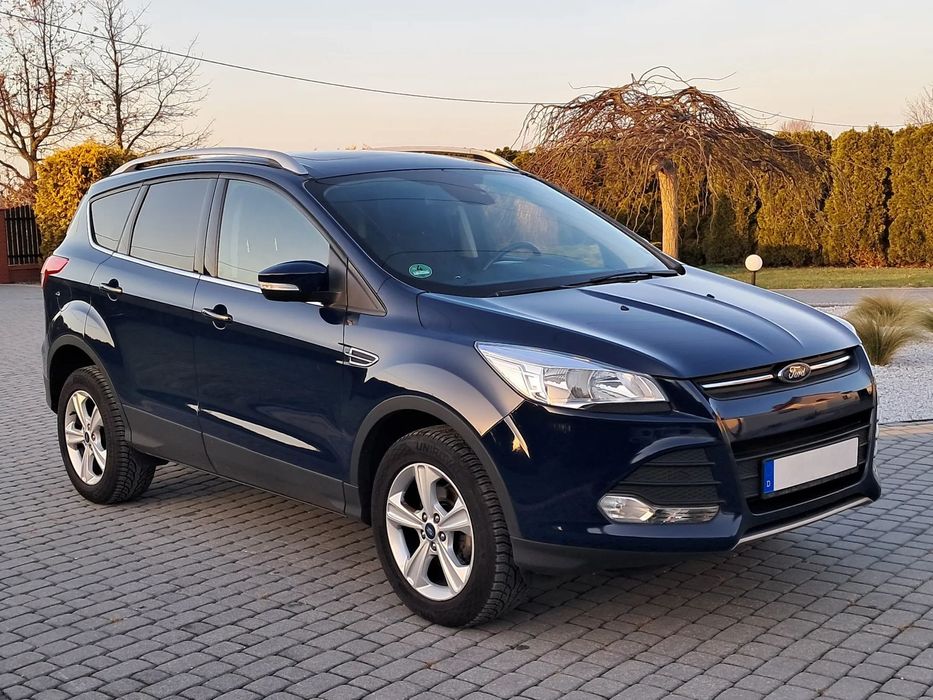 Ford Kuga 1,5 benzyna mały przebieg